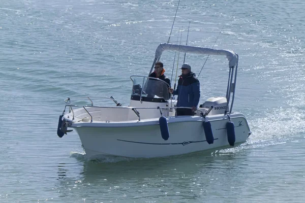 Italien Sicilien Medelhavet Marina Ragusa Ragusaprovinsen Februari 2020 Fiskare Motorbåt — Stockfoto