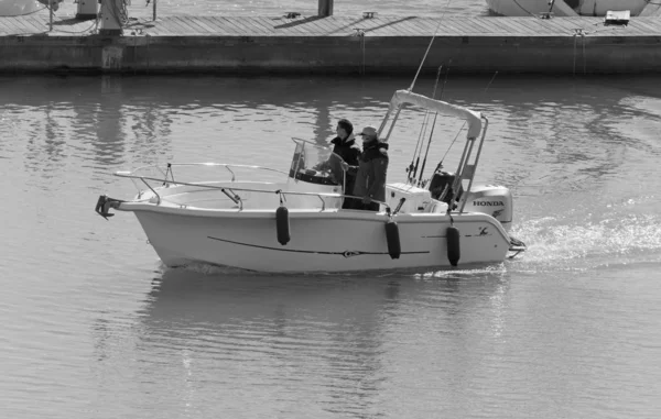 Italien Sizilien Mittelmeer Marina Ragusa Provinz Ragusa Februar 2020 Fischer — Stockfoto