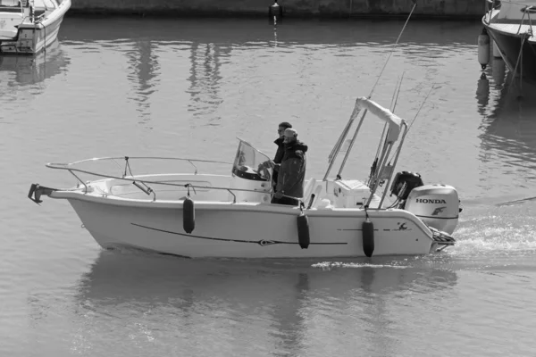 Italien Sizilien Mittelmeer Marina Ragusa Provinz Ragusa Februar 2020 Fischer — Stockfoto