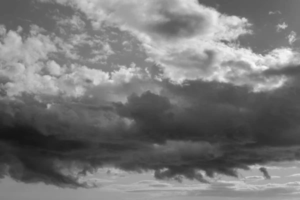 イタリア シチリア島 地中海 冬のシチリア海峡上の嵐の雲 — ストック写真
