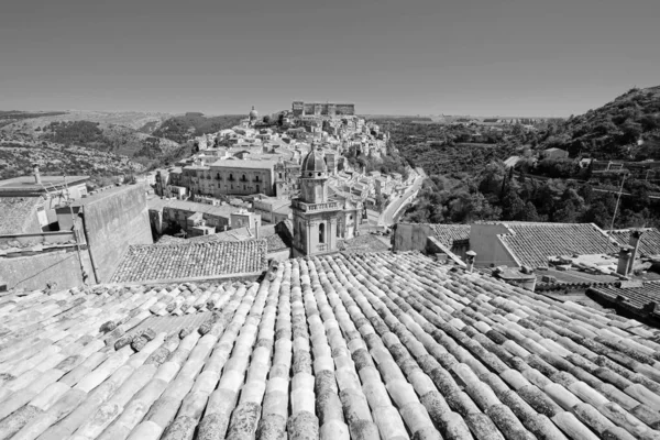 イタリア シチリア島 ラグーザ イブラ バロック様式の町のパノラマビュー — ストック写真