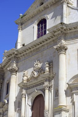 İtalya, Sicilya, Ragusa Ibla, Anime Sante del Purgatorio Barok Kilisesi cephesi (XIII..)