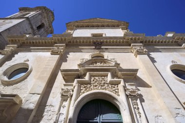 İtalya, Sicilya, Ragusa Ibla, Santa Maria dell 'Itria Kilisesi Barok cephesi ve çan kulesi manzarası (Xiii Century A.C..)