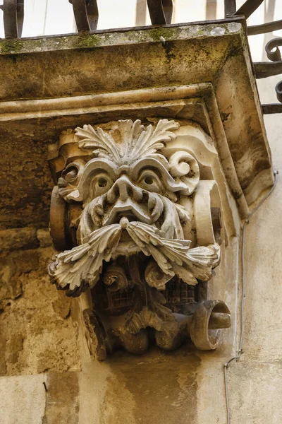 Itálie Sicílie Ragusa Ibla Barokní Budově Starý Balkon Barokní Ozdoby — Stock fotografie