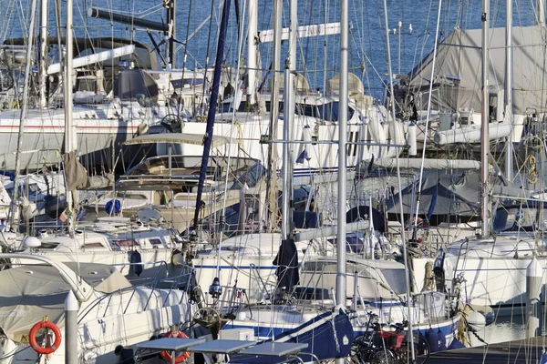 Italien Sicilien Medelhavet Marina Ragusa Ragusaprovinsen Mars 2020 Lyxjakter Hamnen — Stockfoto
