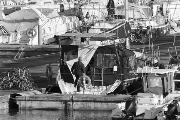 Italien Sizilien Mittelmeer Marina Ragusa Provinz Ragusa März 2020 Menschen — Stockfoto