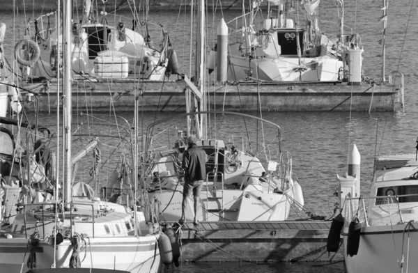 Italien Sizilien Mittelmeer Marina Ragusa Provinz Ragusa März 2020 Menschen — Stockfoto