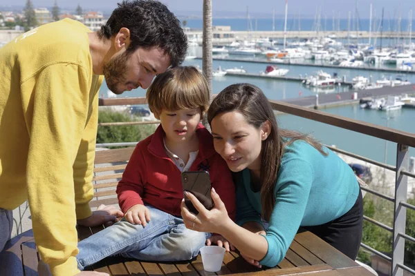 Italië Sicilië Middellandse Zee Marina Ragusa Provincie Ragusa Familie Aan — Stockfoto