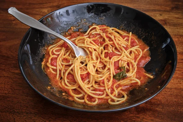 Food Italian Pasta Tomato Sauce Left Dish Wooden Table Dinner — Stock Photo, Image