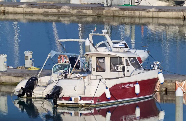 Italien Sizilien Mittelmeer Marina Ragusa Provinz Ragusa Mai 2020 Motorboote — Stockfoto