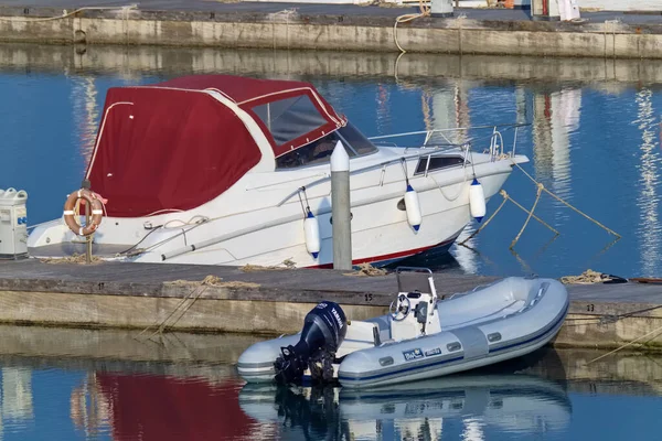 Italien Sizilien Mittelmeer Marina Ragusa Provinz Ragusa Mai 2020 Motorboote — Stockfoto