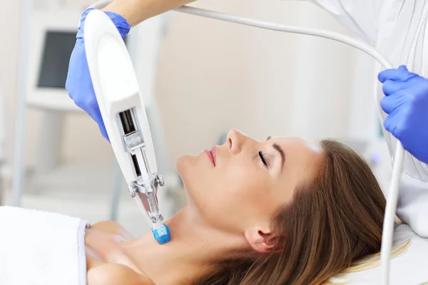 Woman having neck mesotherapy — Stock Photo, Image