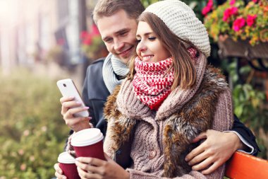 kahve ile genç Çift 