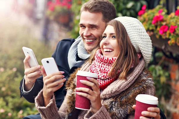 kahve ile genç Çift 