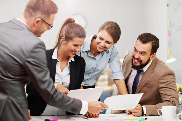 Business team in the office — Stock Photo, Image