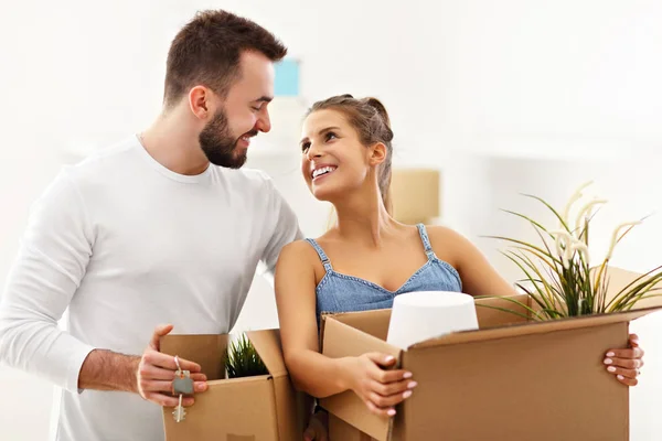 Picture Showing Happy Adult Couple Moving Out New Home — Stock Photo, Image