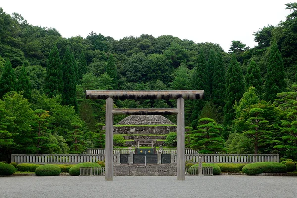 Tumba del emperador Showa (Hirohito), Hachioji, Japón — Foto de Stock