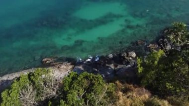 Phuket 'in batısındaki Aerial Top View mavi denizi