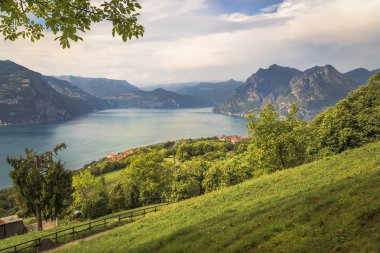  vadi Monte Isola Adası