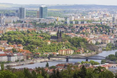 Petrin hill için Vyshehrad göster 