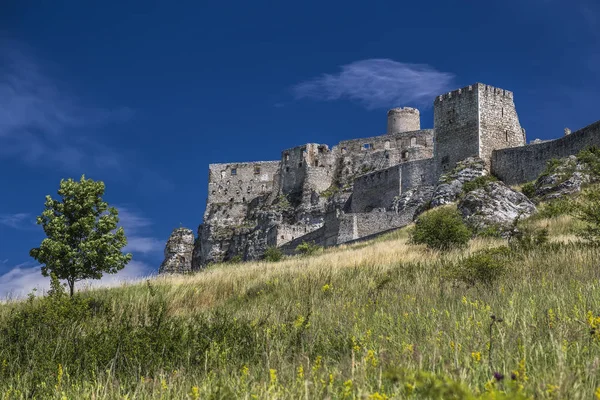 Spis slottsruiner i östra Slovakien — Stockfoto