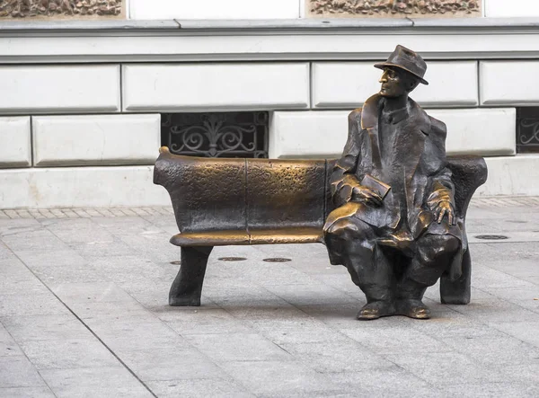 Monumento dedicado a Julian Tuwim — Fotografia de Stock