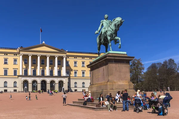 Monument to king Carl XIV Johan — Stock Photo, Image