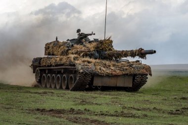 alanında tank, savaş çatışma