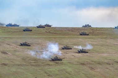 askeri tanklar alanında, savaş