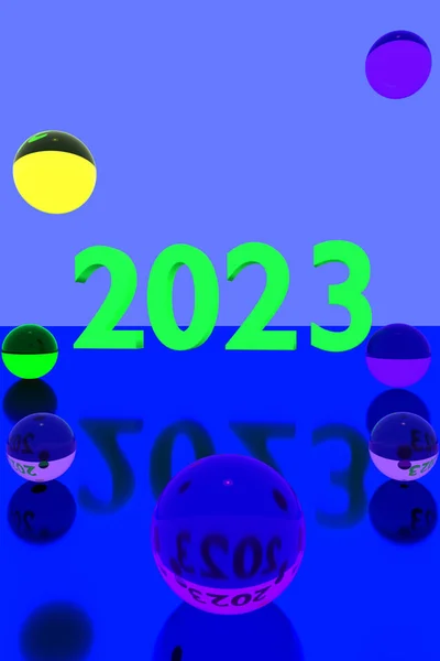 Bolas de vidro coloridas na superfície reflexiva e no ano 2023 — Fotografia de Stock