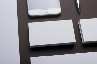 Renkli arka planda kartvizitler. Düz Yat. metin için boşluk kopyala