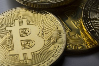 Bitcoin altın para. Kripto para birimi konsepti. Sanal para birimi arkaplanı.