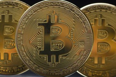 Bitcoin altın para. Kripto para birimi konsepti. Sanal para birimi arkaplanı.