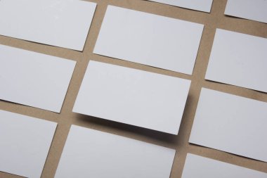 Renkli arka planda kartvizitler. Düz Yat. metin için boşluk kopyala