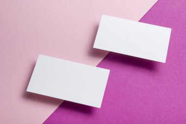 Kartvizitler boş. Renk arkaplan modeli. Düz Yat. metin için boşluk kopyala