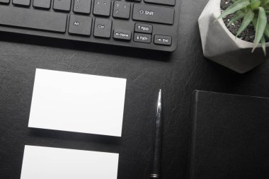 Kartvizitler boş. Renk arkaplan modeli. Düz Yat. metin için boşluk kopyala