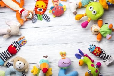 Renkli çocuklar oyuncak çerçeve kümesi. Metin için yer kopyalayın