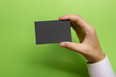 Soyut arka planda kartviziti boş tutma