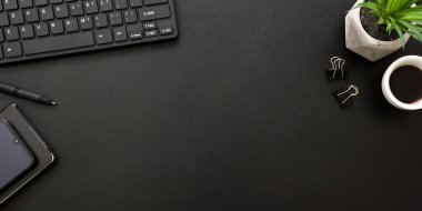 Ofis resepsiyon masası malzemeleri ile. Düz yatıyordu iş işyeri ve nesneleri. Üstten Görünüm. Metin için yer kopyalayın