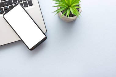 Ofis resepsiyon masası malzemeleri ile. Düz yatıyordu iş işyeri ve nesneleri. Üstten Görünüm. Metin için yer kopyalayın