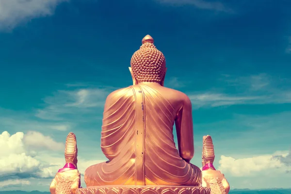 Viajes y aventuras exóticas. Viaje a Tailandia. Buda y monumentos — Foto de Stock