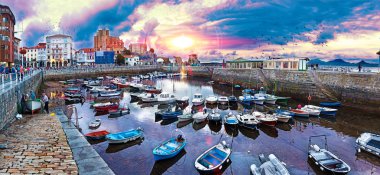 Spain.Castro Urdiales.Cantabria kıyı şehirleri.