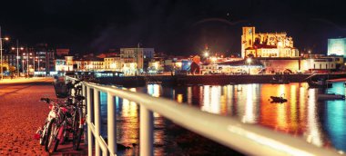 İspanya 'da güzel bir gökyüzü manzarası.