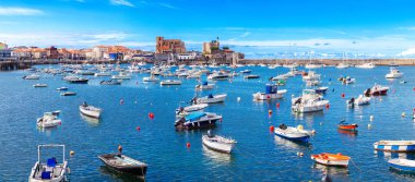 İspanya 'da güzel bir gökyüzü manzarası.