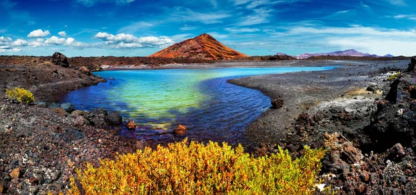 Působivá a malebná sopečná příroda jedinečná v Národě Timanfaya — Stock fotografie