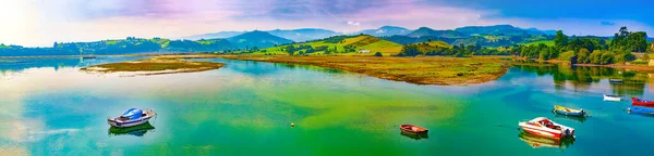 San Vicente Barquera Paese Cantabria Spagna Paesaggio Panoramico Montagna Mare — Foto Stock