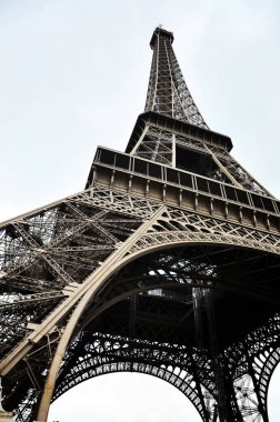 Paris 'teki Eyfel Kulesi 