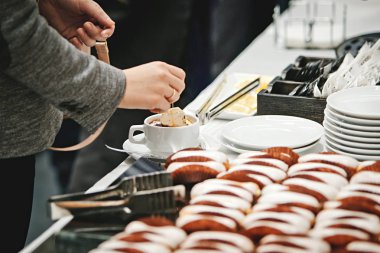 Çay ve kek ziyafette