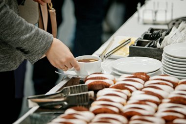 Çay ve kek ziyafette