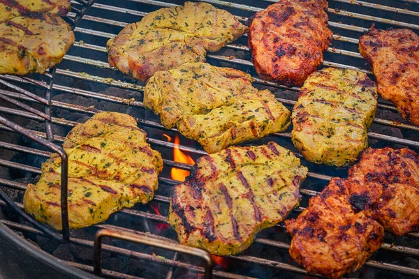 Grilled Pork Chops Spices Hot Grill Flames Barbeque Flavor — Stock Photo, Image